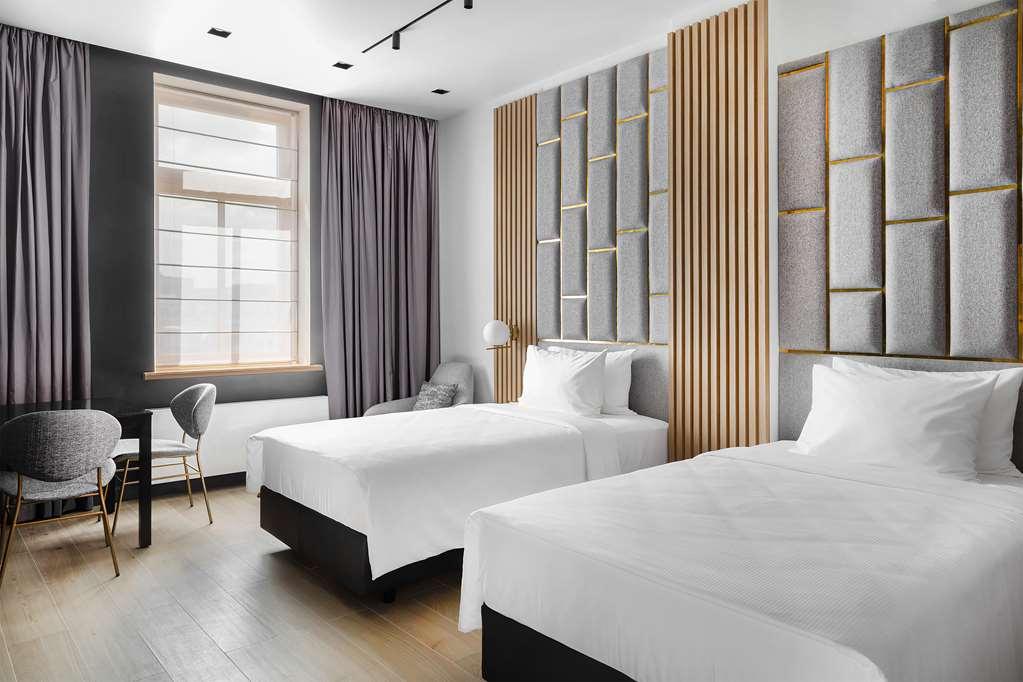 The Basilian Minsk, Curio Collection By Hilton Hotel Værelse billede
