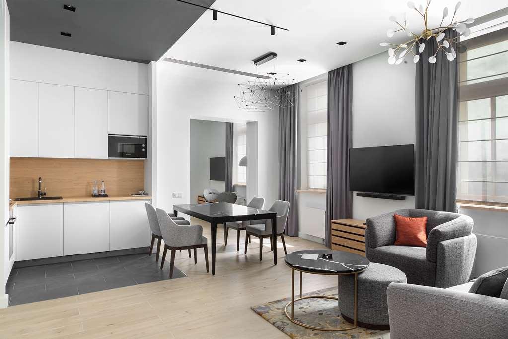 The Basilian Minsk, Curio Collection By Hilton Hotel Værelse billede