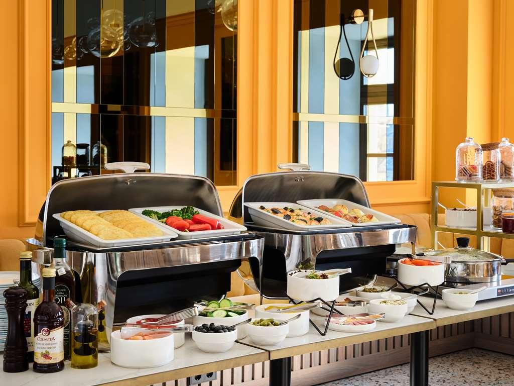 The Basilian Minsk, Curio Collection By Hilton Hotel Restaurant billede
