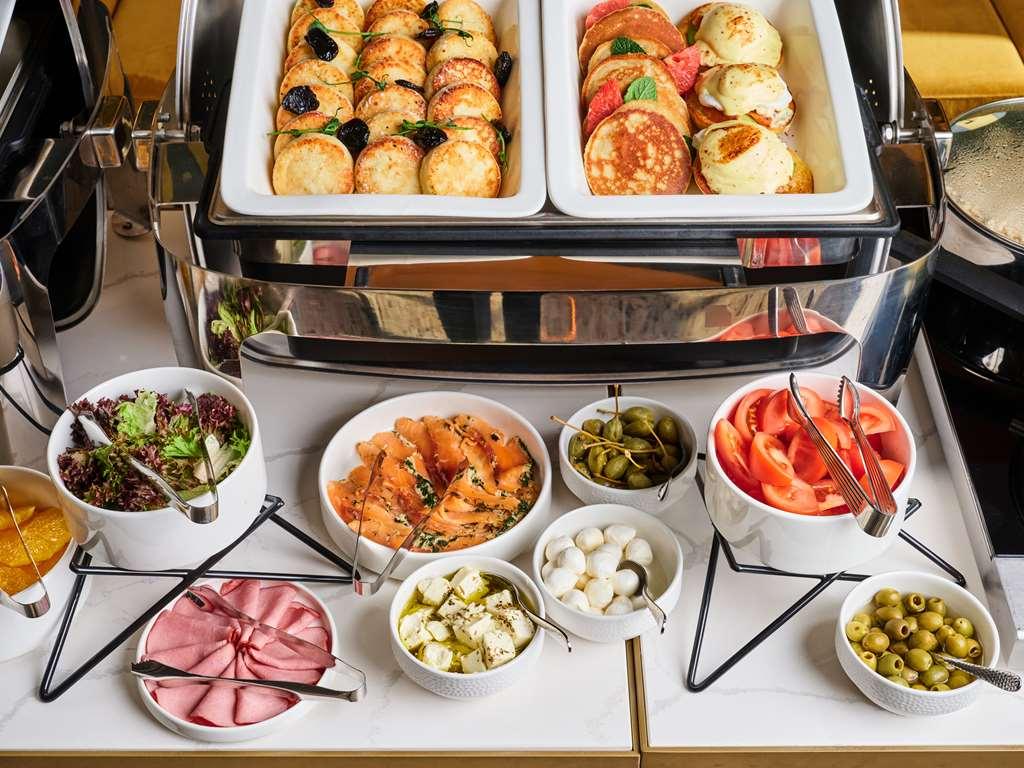 The Basilian Minsk, Curio Collection By Hilton Hotel Restaurant billede